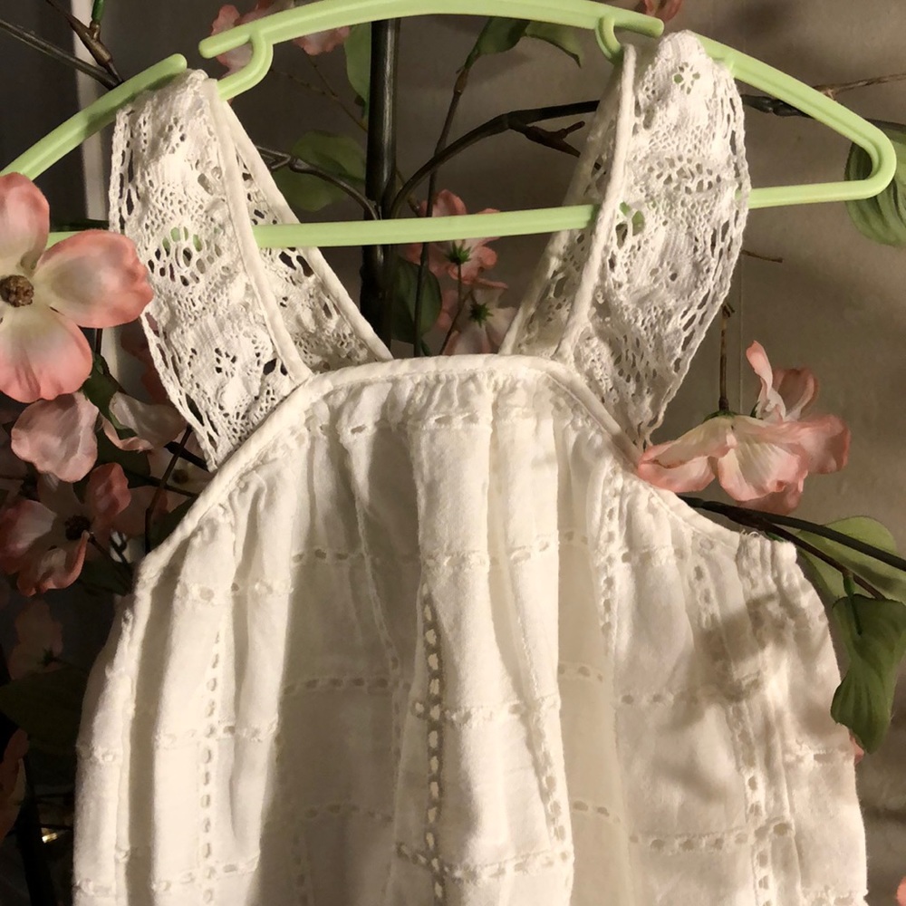 (SOLD)ZARA Baby Girl Size 2T-3T NWOT Sundresss